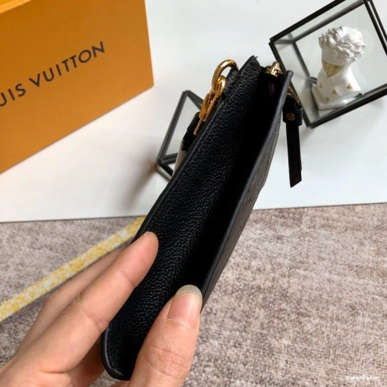MM POCHETTE VUITTON MÉLANIE LOUIS 0805